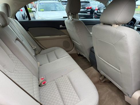 Used 2012 Ford Fusion SE FWD image 13