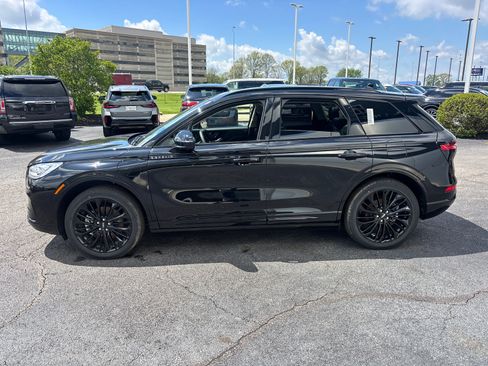 New 2026 Lincoln Corsair Grand Touring AWD/4WD image 4