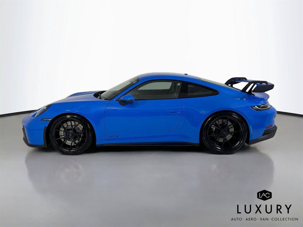 Used 2023 Porsche 911 GT3 RWD image 8