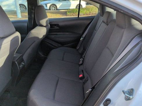 Used 2024 Toyota Corolla LE FWD image 12