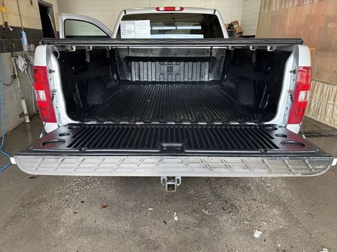 Used 2012 Chevrolet Silverado 1500 W/T w/ LS Package AWD/4WD image 21