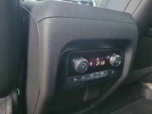 Used 2026 GMC Acadia Elevation w/ Black Edition FWD image 13
