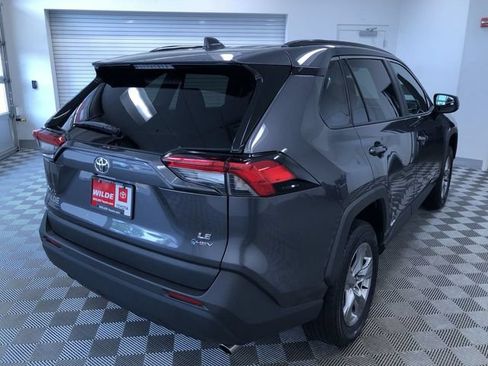 Used 2025 Toyota RAV4 LE AWD/4WD image 35