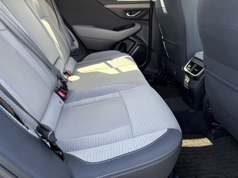 Used 2025 Subaru Outback Premium image 32