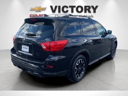 Used 2020 Nissan Pathfinder SL image 3