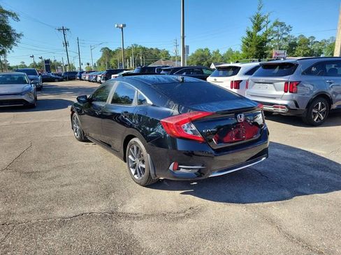 Used 2019 Honda Civic EX image 3