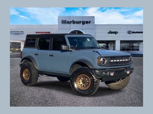 Used 2023 Ford Bronco Black Diamond image 1