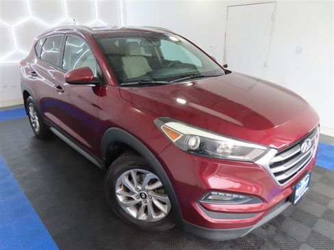 Used 2017 Hyundai Tucson SE w/ SE Popular Package 02 AWD/4WD image 5