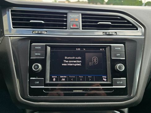 Used 2019 Volkswagen Tiguan S FWD image 30