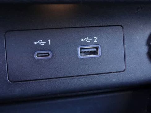 Used 2022 Nissan Rogue SV w/ SV Premium Package image 17