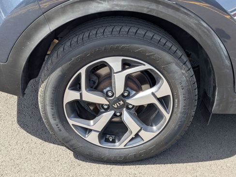 Used 2020 Kia Sportage LX AWD/4WD image 12