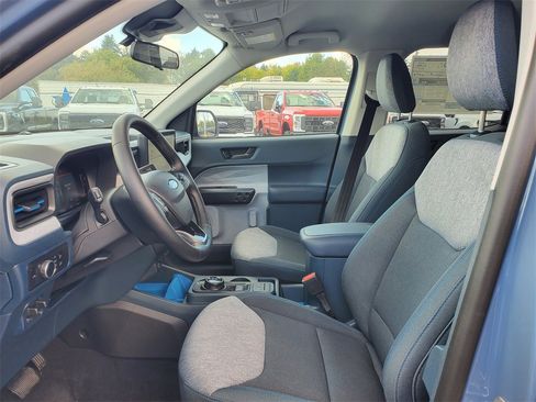 New 2025 Ford Maverick XLT w/ XLT Luxury Package image 6