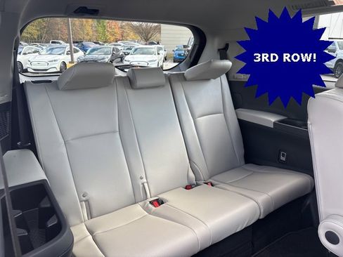 Used 2026 Toyota Grand Highlander Limited image 27