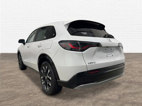 New 2026 Honda HR-V EX-L image 4