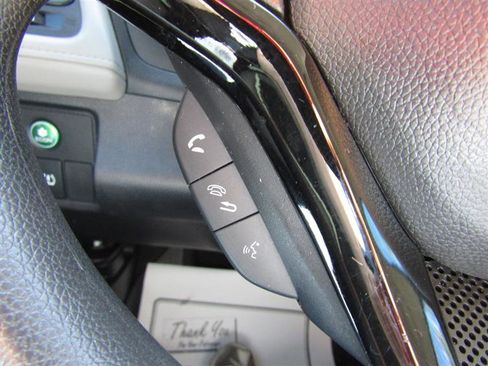 Used 2019 Honda HR-V LX image 14