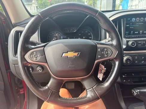 Used 2018 Chevrolet Colorado Z71 AWD/4WD image 17