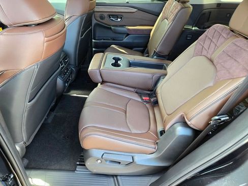 New 2026 Honda Pilot Elite image 8