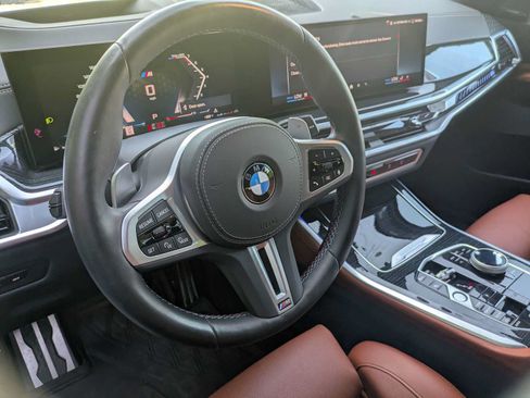 Certified 2025 BMW X5 M60i AWD/4WD image 9