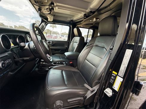 Used 2022 Jeep Wrangler Unlimited Sahara w/ Cold Weather Group image 23