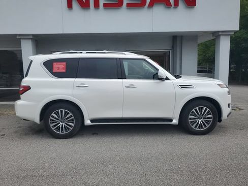 Certified 2024 Nissan Armada SL w/ Cargo Package RWD image 7