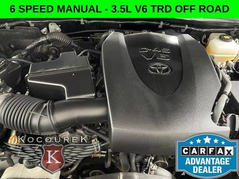 Used 2019 Toyota Tacoma TRD Off-Road AWD/4WD image 23