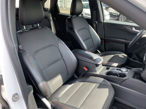 Used 2025 Ford Escape ST-Line Elite AWD/4WD image 45