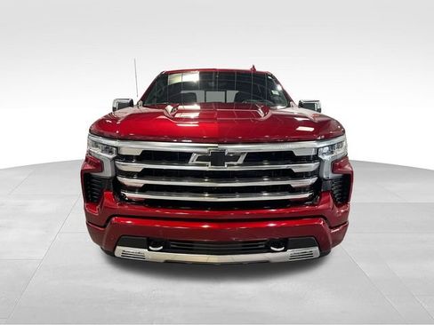 Used 2026 Chevrolet Silverado 1500 High Country AWD/4WD image 2