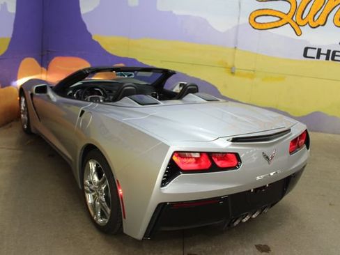 Used 2017 Chevrolet Corvette Stingray Convertible w/ 3LT Preferred Equipment Group RWD image 6