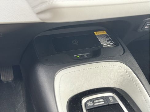 Used 2024 Toyota Corolla SE image 28