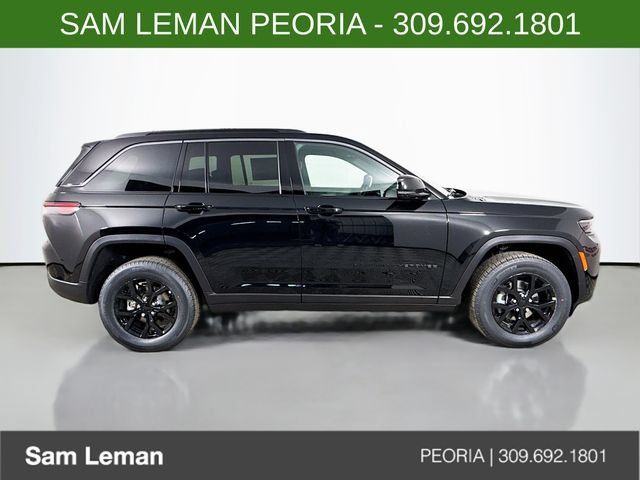 New 2026 Jeep Grand Cherokee Altitude AWD/4WD image 8