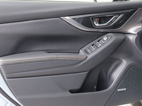 Used 2018 Subaru Crosstrek 2.0i Limited image 27