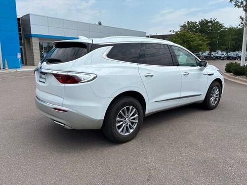 Used 2024 Buick Enclave Premium AWD/4WD image 6
