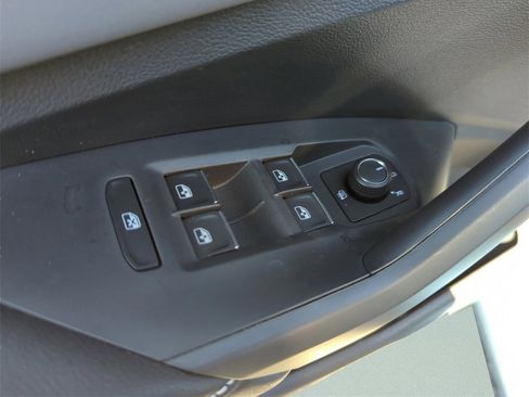 New 2026 Volkswagen Jetta SE image 26