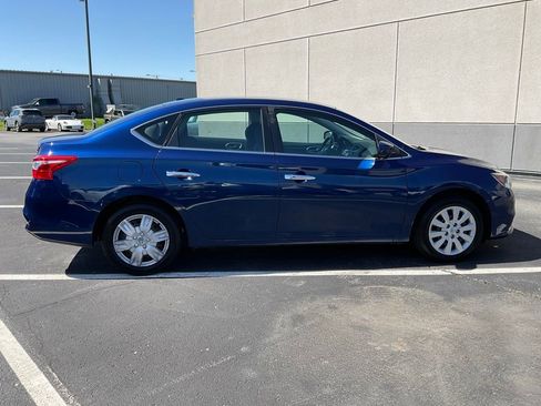 Used 2017 Nissan Sentra SV FWD image 6