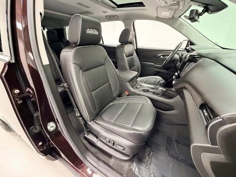 Certified 2020 Chevrolet Traverse High Country image 32