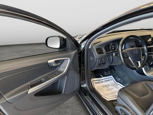 Used 2018 Volvo S60 T5 Dynamic w/ Protection Package AWD/4WD image 11