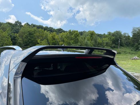 Used 2018 Bentley Bentayga AWD/4WD image 44
