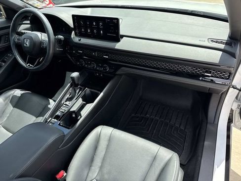 Used 2024 Honda Accord Sport image 17