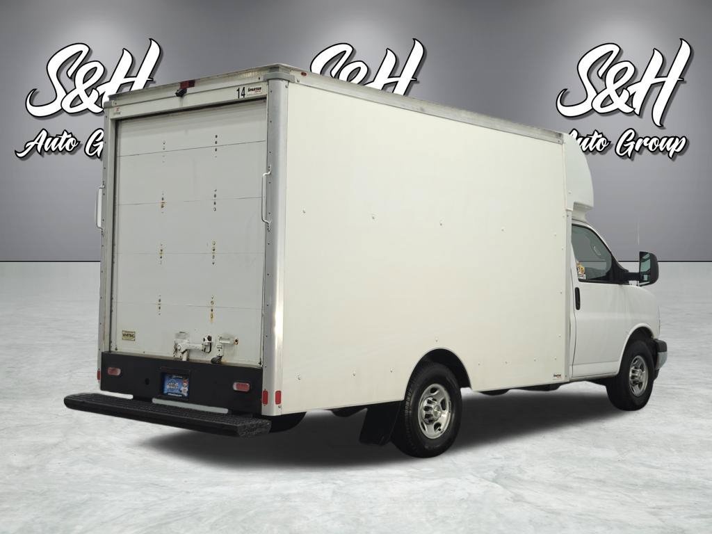 Used 2022 Chevrolet Express 3500 w/ Power Convenience Package RWD image 18