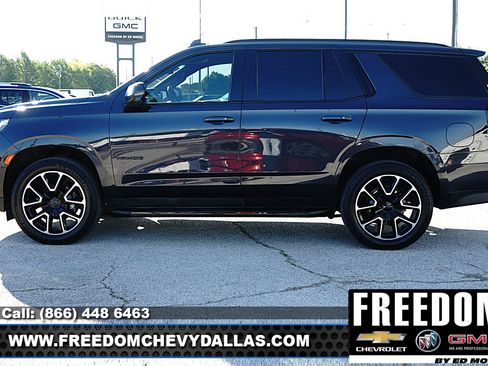 Used 2022 Chevrolet Tahoe RST w/ Luxury Package AWD/4WD image 4