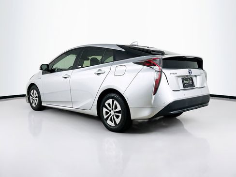 Used 2017 Toyota Prius Four w/ Advanced Technology Package FWD image 5
