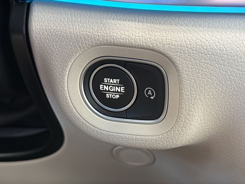 Certified 2022 Mercedes-Benz GLS 450 4MATIC image 45