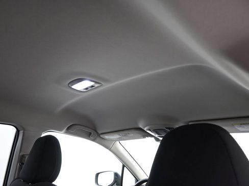 Used 2025 Subaru Outback Premium image 17