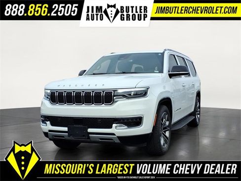 Used 2024 Jeep Wagoneer L Series II w/ Flexible Seating Group image 1