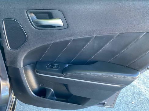Used 2015 Dodge Charger R/T RWD image 37
