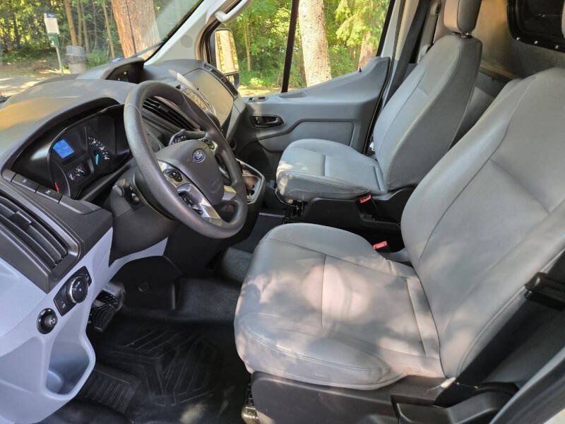 Used 2018 Ford Transit 150 130 Low Roof RWD image 8