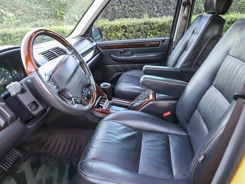 Used 2002 Land Rover Range Rover HSE image 24