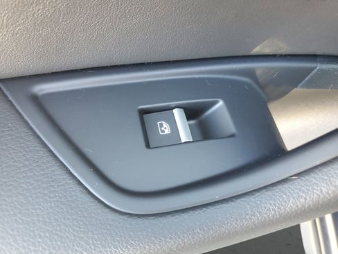 Used 2023 Audi A4 2.0T Premium w/ Convenience Package image 16