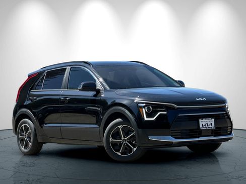 New 2026 Kia Niro EX FWD image 2