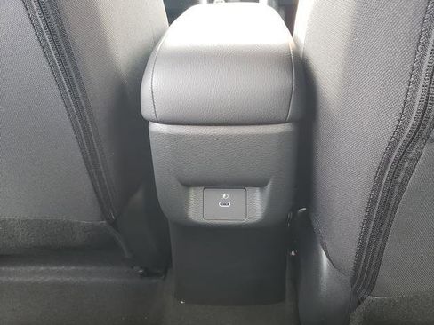 New 2025 Nissan Versa SV w/ Trunk Package FWD image 13